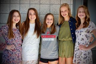Madison Stiles, Claudia Marohn, Caitlin Davidson, Ella Hissong, and Morgan Reed pose for a picture at the track banquet!